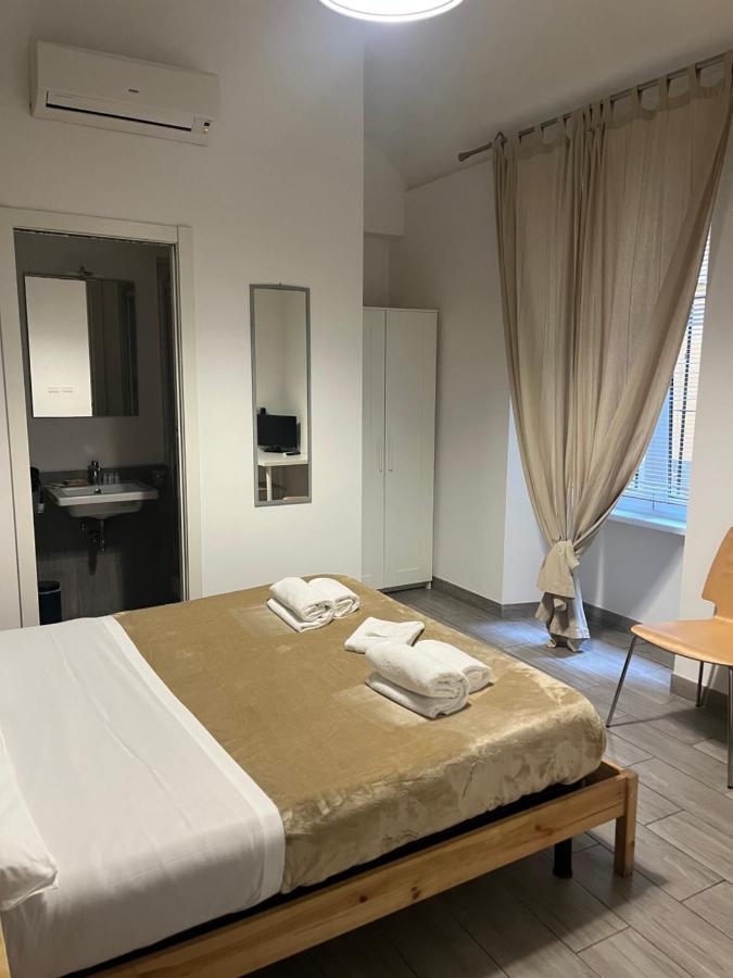 罗马莲花客房旅馆酒店 外观 照片